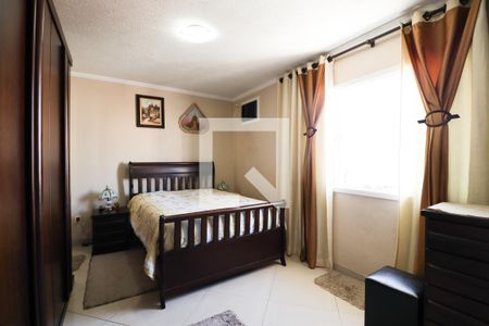 Casa à venda com 250m², 2 quartos e 2 vagasSuíte