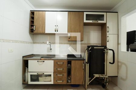 Casa à venda com 250m², 2 quartos e 2 vagasCozinha da Edícula