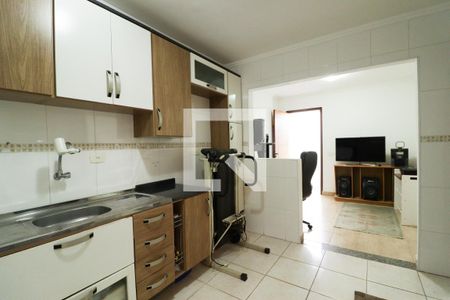Casa à venda com 250m², 2 quartos e 2 vagasCozinha da Edícula