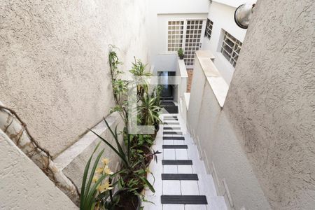 Casa à venda com 250m², 2 quartos e 2 vagasÁrea Externa