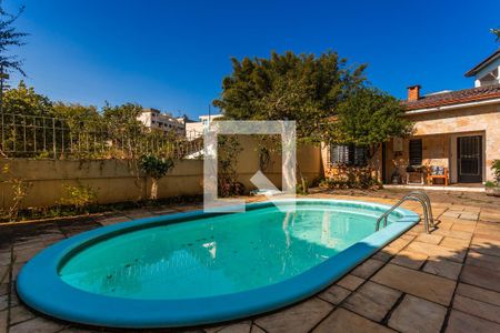 Casa à venda com 400m², 5 quartos e 4 vagas Casa à venda com 400m², 5 quartos e 4 vagasÁrea Externa