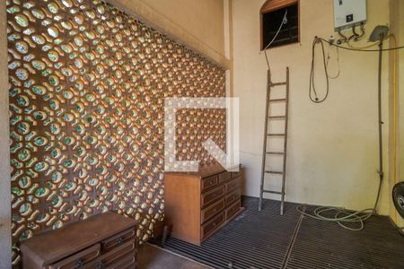 Casa à venda com 400m², 5 quartos e 4 vagas Casa à venda com 400m², 5 quartos e 4 vagasVaranda do Quarto 4