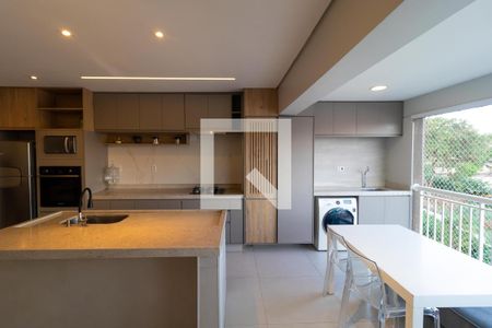 Apartamento à venda com 72m², 3 quartos e 2 vagas Apartamento à venda com 72m², 3 quartos e 2 vagasCozinha e Área de Serviço