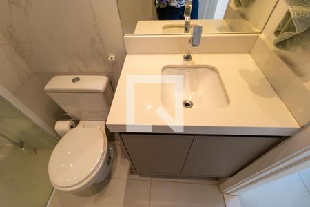 Apartamento à venda com 72m², 3 quartos e 2 vagas Apartamento à venda com 72m², 3 quartos e 2 vagasBanheiro