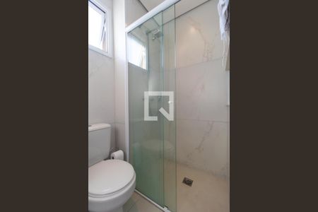 Apartamento à venda com 72m², 3 quartos e 2 vagas Apartamento à venda com 72m², 3 quartos e 2 vagasBanheiro da Suíte