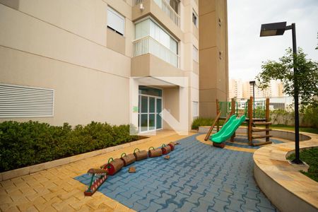 Apartamento à venda com 72m², 3 quartos e 2 vagas Apartamento à venda com 72m², 3 quartos e 2 vagasÁrea comum - Playground