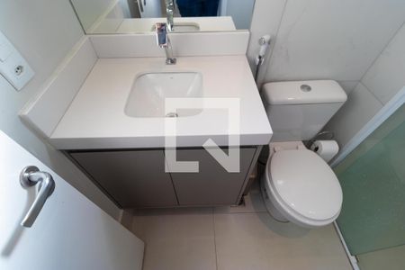 Apartamento à venda com 72m², 3 quartos e 2 vagas Apartamento à venda com 72m², 3 quartos e 2 vagasBanheiro da Suíte