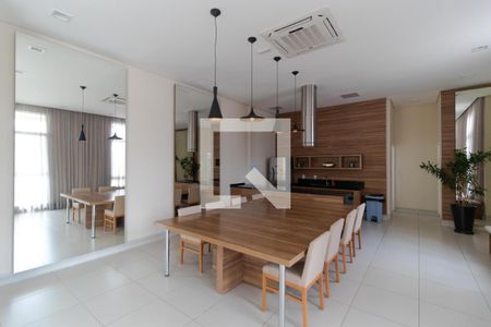 Apartamento à venda com 72m², 3 quartos e 2 vagas Apartamento à venda com 72m², 3 quartos e 2 vagasÁrea comum - Salão de festas