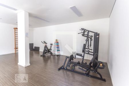 Apartamento para alugar com 70m², 2 quartos e 2 vagasÁrea comum - Academia