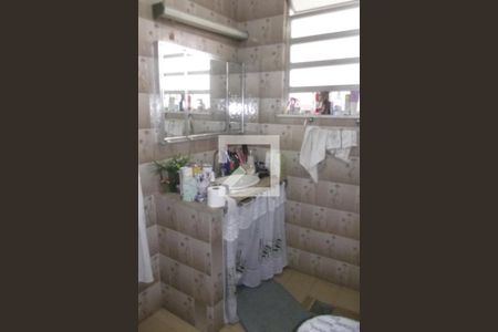 Casa à venda com 270m², 4 quartos e 1 vagaBanheiro