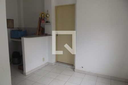 Casa à venda com 270m², 4 quartos e 1 vagaÁrea de Serviço