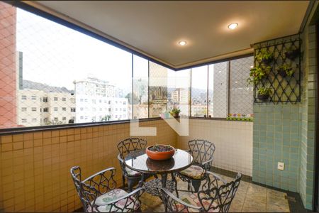 Varanda de apartamento à venda com 4 quartos, 218m² em Serra, Belo Horizonte