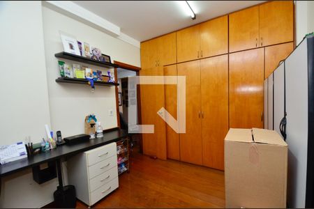 Apartamento à venda com 218m², 4 quartos e 5 vagasQuarto 3