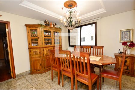 Apartamento à venda com 218m², 4 quartos e 5 vagasCopa