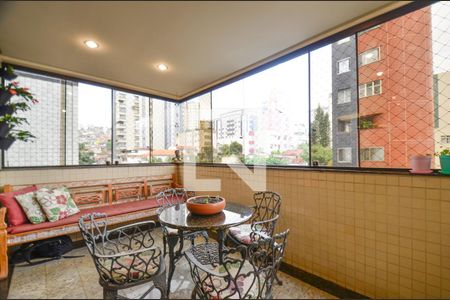 Varanda de apartamento à venda com 4 quartos, 218m² em Serra, Belo Horizonte