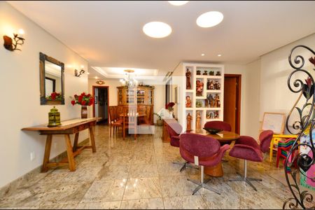 Sala de apartamento à venda com 4 quartos, 218m² em Serra, Belo Horizonte