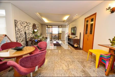 Sala de apartamento à venda com 4 quartos, 218m² em Serra, Belo Horizonte