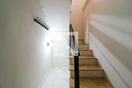 Escada de casa para alugar com 3 quartos, 200m² em Vila Rami, Jundiaí