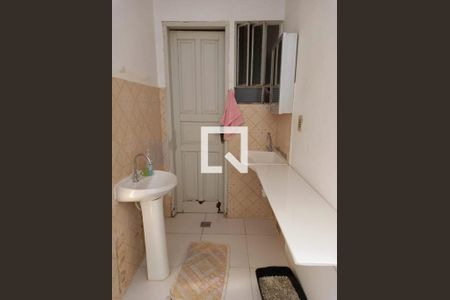 Casa à venda com 244m², 3 quartos e 3 vagas