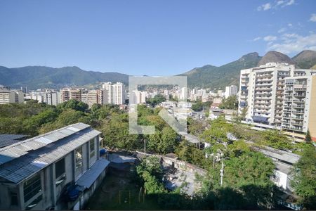 Vista do Quarto 1 de apartamento para alugar com 2 quartos, 90m² em Vila Isabel, Rio de Janeiro