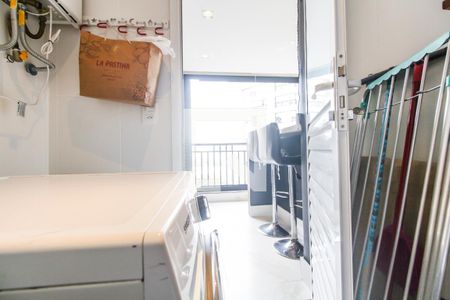 Apartamento à venda com 92m², 2 quartos e 2 vagasÁrea de Serviço