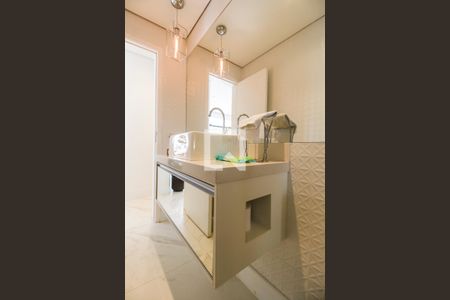 Apartamento à venda com 92m², 2 quartos e 2 vagasLavabo