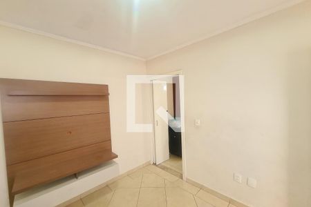 Sala de casa à venda com 2 quartos, 125m² em Vila Olinda, São Paulo