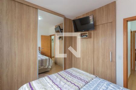 Apartamento à venda com 94m², 3 quartos e 2 vagasQuarto 3 - Suíte