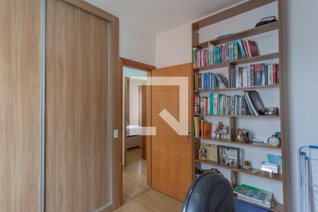 Quarto 1 de apartamento à venda com 3 quartos, 94m² em Ana Lúcia, Belo Horizonte