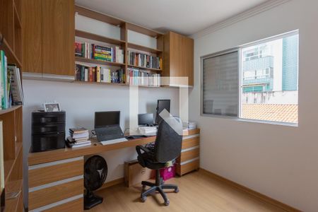 Quarto 1 de apartamento à venda com 3 quartos, 94m² em Ana Lúcia, Belo Horizonte