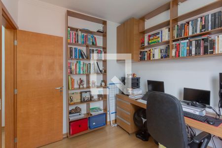 Quarto 1 de apartamento à venda com 3 quartos, 94m² em Ana Lúcia, Belo Horizonte
