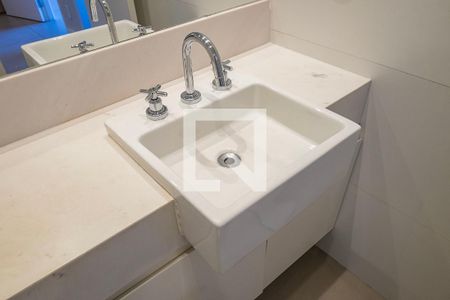 Apartamento para alugar com 100m², 2 quartos e 2 vagas Apartamento para alugar com 100m², 2 quartos e 2 vagasSuíte - Banheiro