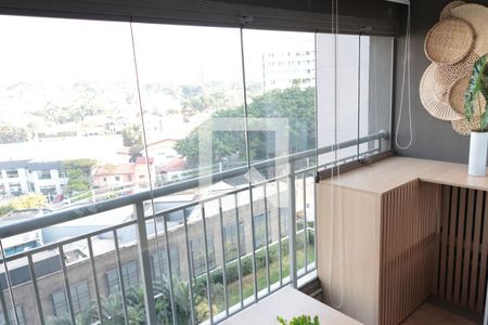 Varanda de kitnet/studio à venda com 1 quarto, 27m² em Indianópolis, São Paulo
