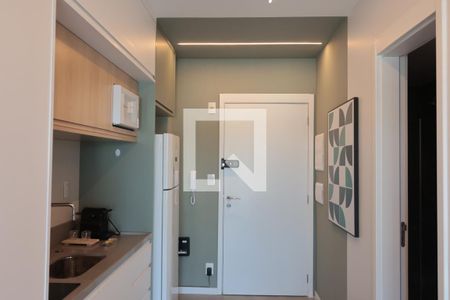 Cozinha de kitnet/studio à venda com 1 quarto, 27m² em Indianópolis, São Paulo
