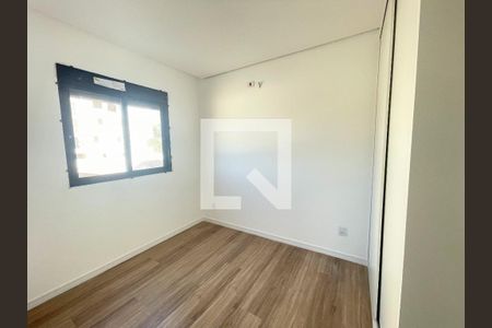 Quarto de apartamento à venda com 3 quartos, 69m² em Itapoã, Belo Horizonte