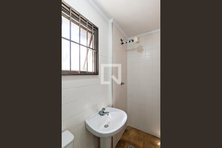 Apartamento à venda com 131m², 3 quartos e 2 vagas Apartamento à venda com 131m², 3 quartos e 2 vagasBanheiro de serviço