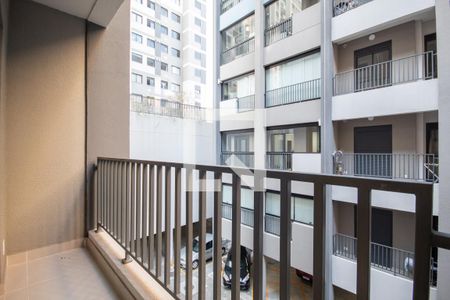 Apartamento para alugar com 32m², 1 quarto e 1 vaga Apartamento para alugar com 32m², 1 quarto e 1 vagaSacada e Área de Serviço