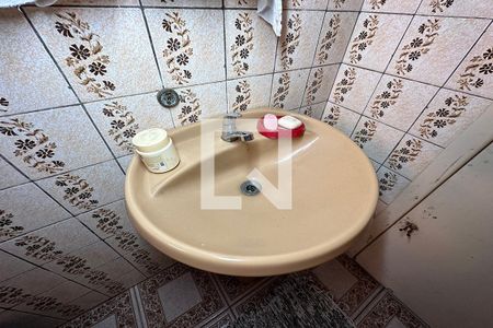 Casa à venda com 140m², 3 quartos e 2 vagasPia do Banheiro