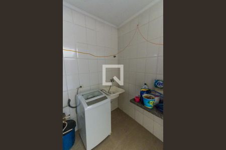 Casa à venda com 168m², 3 quartos e 2 vagasÁrea de Serviço