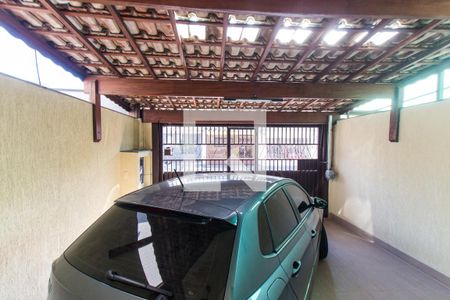 Casa à venda com 168m², 3 quartos e 2 vagasGaragem