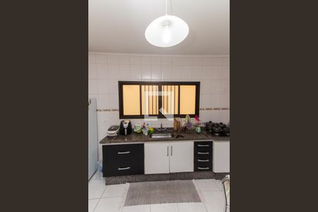 Casa à venda com 168m², 3 quartos e 2 vagasCozinha