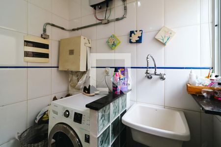 Casa à venda com 250m², 3 quartos e 2 vagas Casa à venda com 250m², 3 quartos e 2 vagasÁrea de Serviço