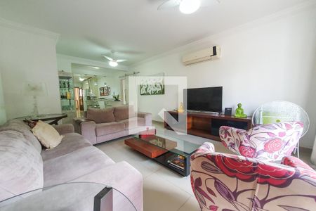 Sala de apartamento para alugar com 3 quartos, 126m² em Balneario Guarujá, Guarujá