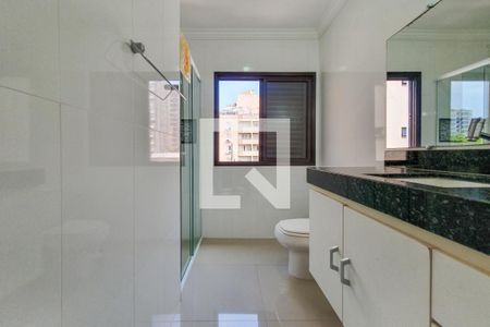 Apartamento para alugar com 126m², 3 quartos e sem vaga Apartamento para alugar com 126m², 3 quartos e sem vagaBanheiro 3