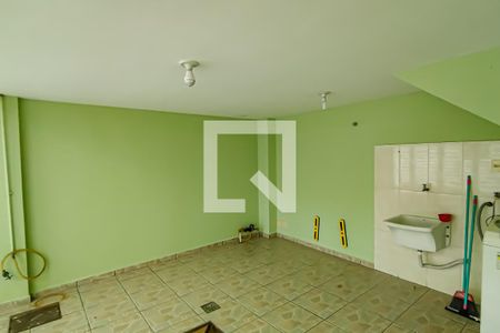 Casa de condomínio à venda com 70m², 2 quartos e 1 vagagaragem / area de serviço