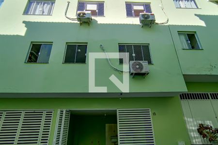 Casa de condomínio à venda com 70m², 2 quartos e 1 vagafachada