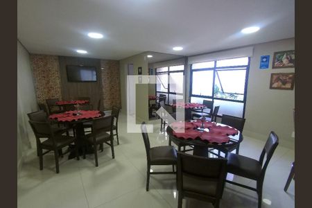 Apartamento à venda com 200m², 3 quartos e 4 vagasÁrea comum - Salão de festa gourmet