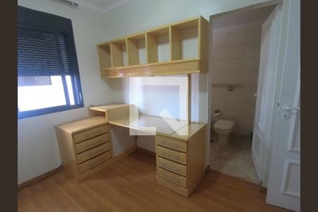 Apartamento à venda com 200m², 3 quartos e 4 vagasSuite 02