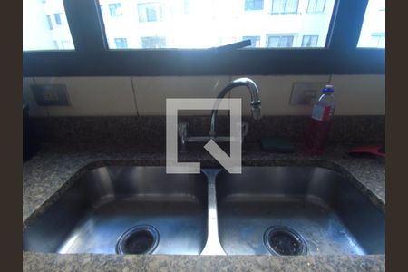 Apartamento à venda com 200m², 3 quartos e 4 vagasCozinha