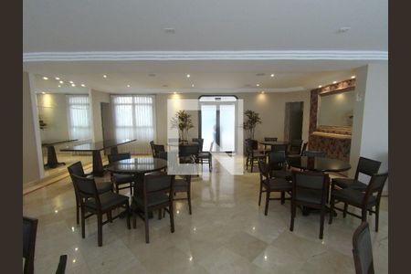 Apartamento à venda com 200m², 3 quartos e 4 vagasÁrea comum - Salão de festas